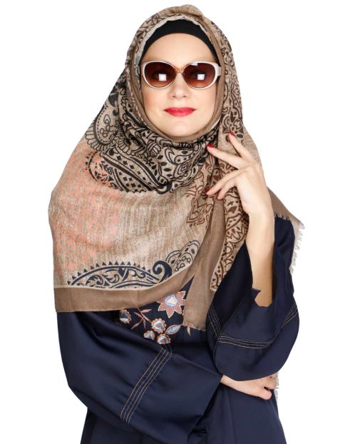 Dreamy Brown solid Border Hijab