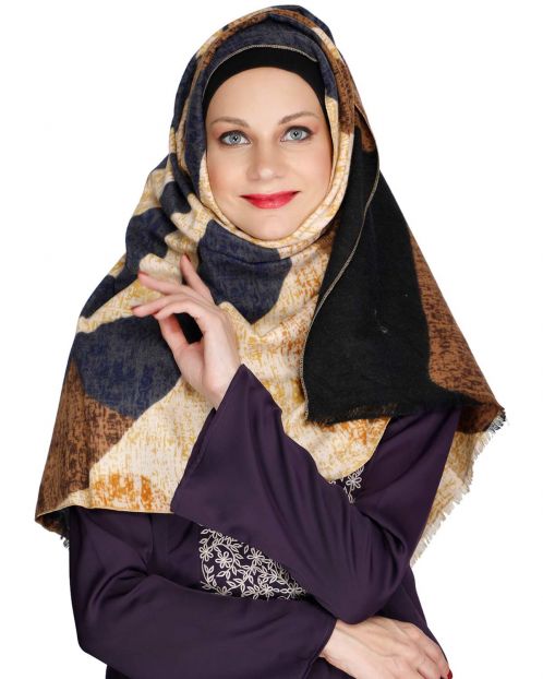 Wavelet of colours Beige woolen Hijab