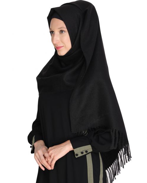 Solid Black Woolen Hijab