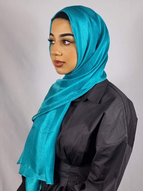 Tiffani Blue Silk Linen Hijab